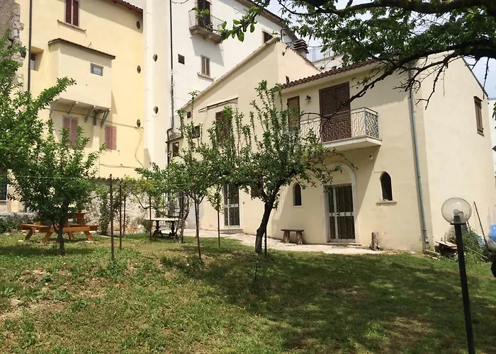 Da Medardo Nyaraló Gagliano Aterno